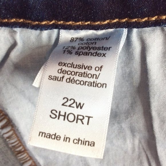 Maurices Women’s Jeans Size 22W Short Bootcut Mid Rise Dark Wash Blue Denim - Picture 8 of 8
